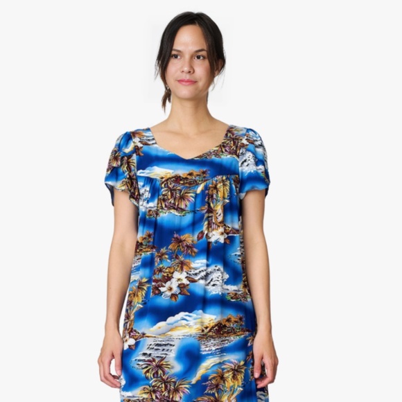 🌺 New with Tags Blue Hawaiian Dress from Hilo Hattie - Size 2X 🌺 - Picture 1 of 9